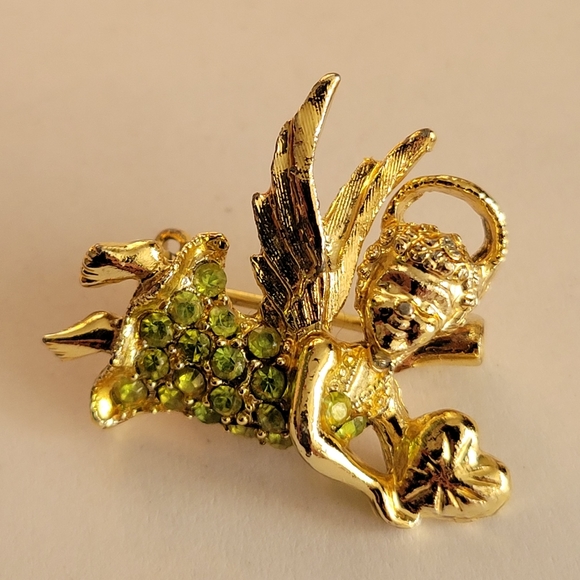 Vintage angel pin with green crystals gold tone metal cherub brooch halo - Picture 3 of 5